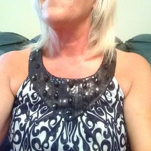 Fabulous and gorgeous detailed ladies blouse!